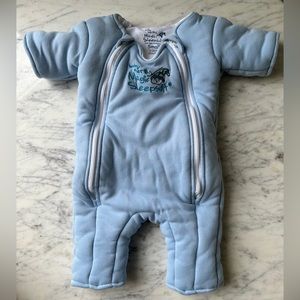 Baby Merlin magic sleep suit size small 3-6 months. Almost new, no rips, stains